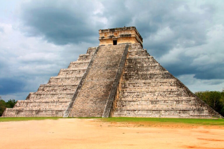 Maya civilization - Photo by Simona Giuffridaon Pixabay